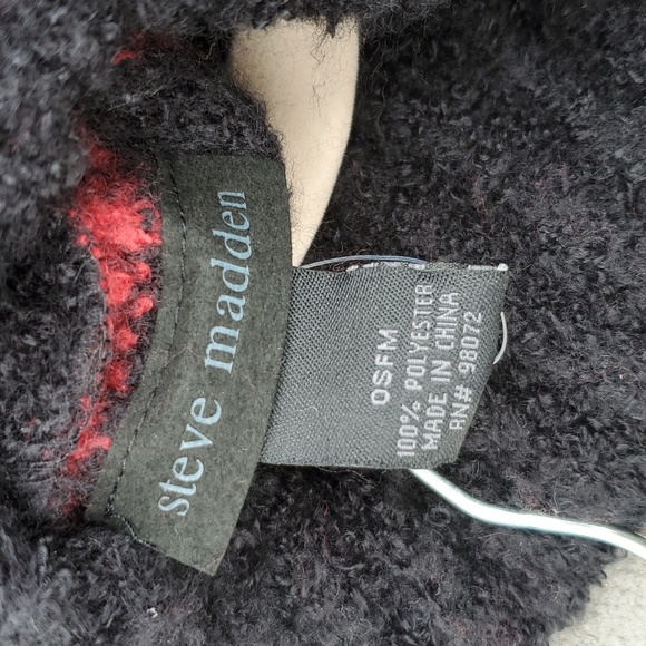 Steve Madden Plaid poncho - Picture 4 of 4